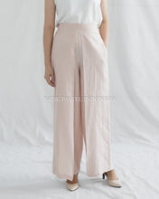 Load image into Gallery viewer, Culottes / Dobbi Woven Rubber Pants (Select Variation)
