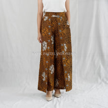 Muat gambar ke penampil Galeri, Kulot Batik 128
