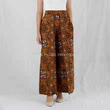 Muat gambar ke penampil Galeri, Kulot Batik 129
