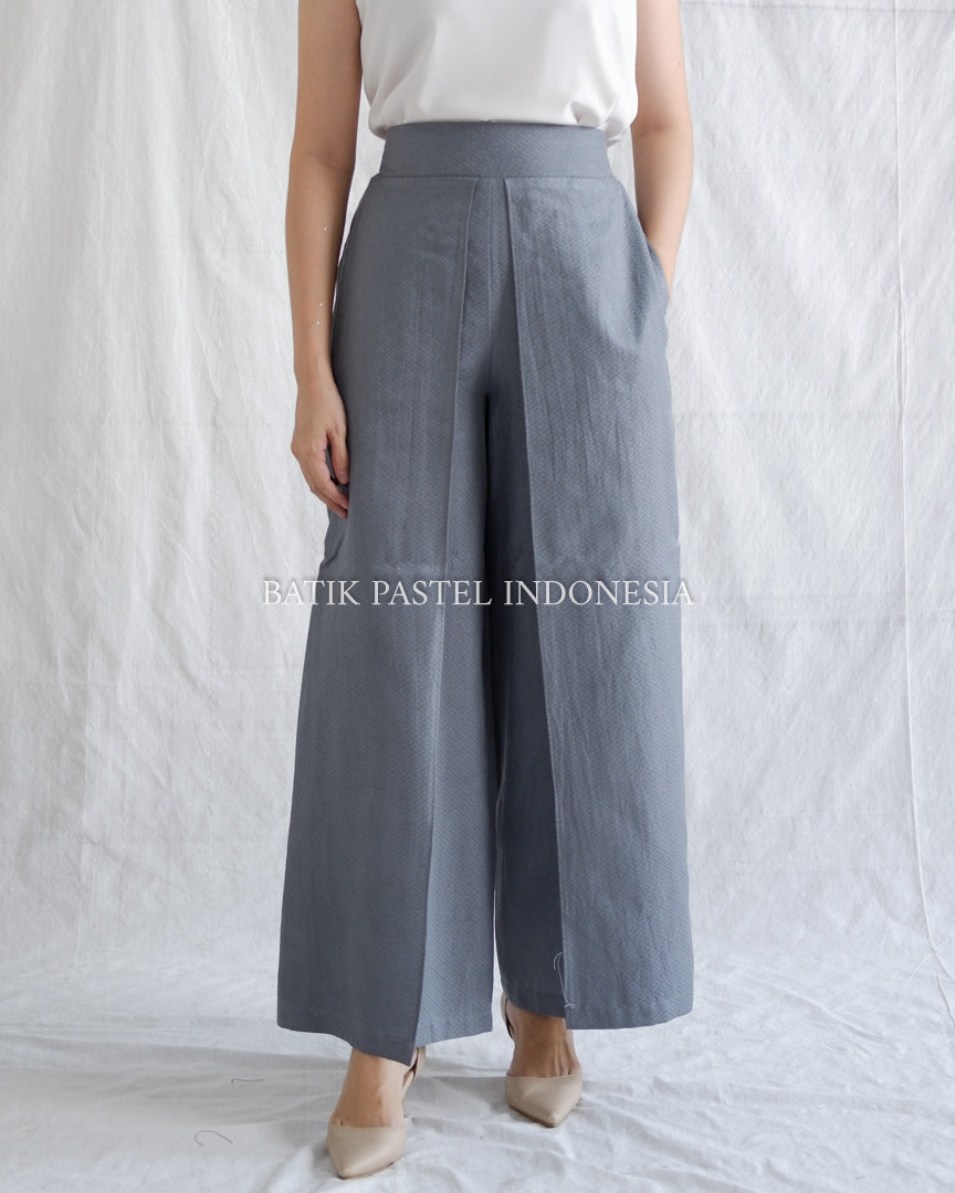 Culottes / Dobbi Woven Rubber Pants (Select Variation)