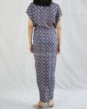 Load image into Gallery viewer, Linda Dress / Outer 425 (Select Variation)

