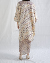 Load image into Gallery viewer, Linda Dress / Outer 429 (Select Variation)
