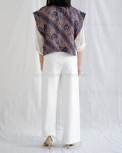 Load image into Gallery viewer, Luna Vest Blazer / Outer Top Batik 07
