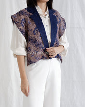 Load image into Gallery viewer, Luna Vest Blazer / Outer Top Batik 07
