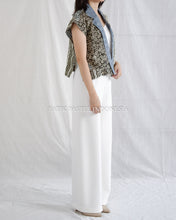 Load image into Gallery viewer, Luna Vest Blazer / Outer Top Batik 12
