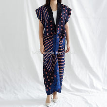 Load image into Gallery viewer, Luna Vest Blazer / Outer Top Batik 13
