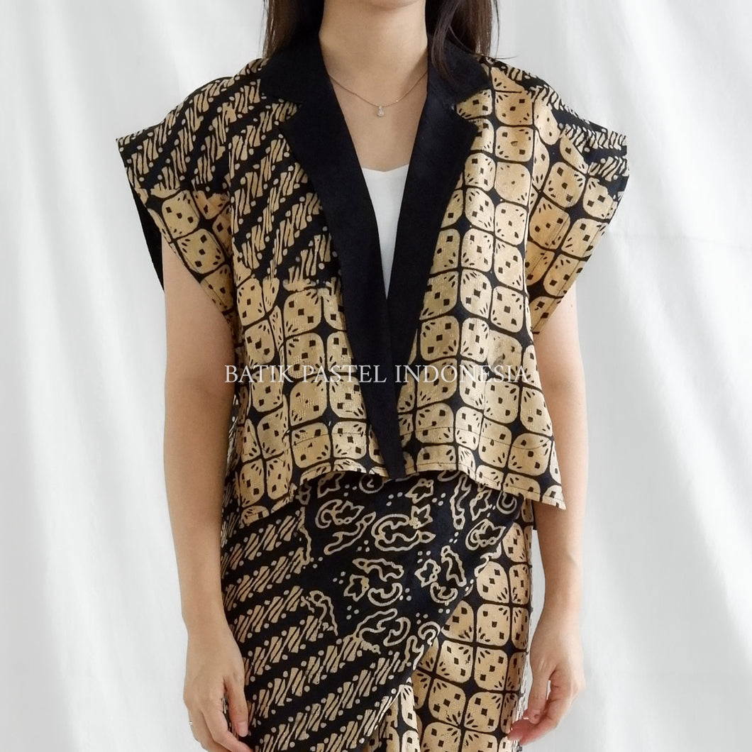 Luna Vest Blazer / Outer Top Batik 18