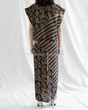 Load image into Gallery viewer, Luna Vest Blazer / Outer Top Batik 18
