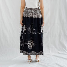 Muat gambar ke penampil Galeri, Millie Skirt 105
