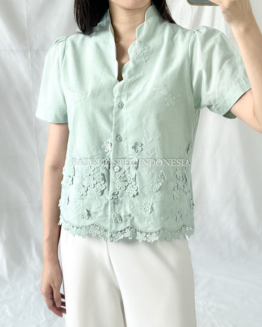 Shella Top Embroidered Cotton Top - Sage