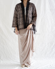 Muat gambar ke penampil Galeri, Lily Kebaya Brocade - Black
