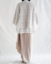 Muat gambar ke penampil Galeri, Lily Kebaya Brocade - White
