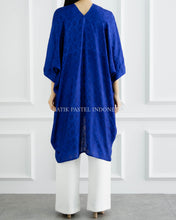 Load image into Gallery viewer, Arun Tunic Top - Navy
